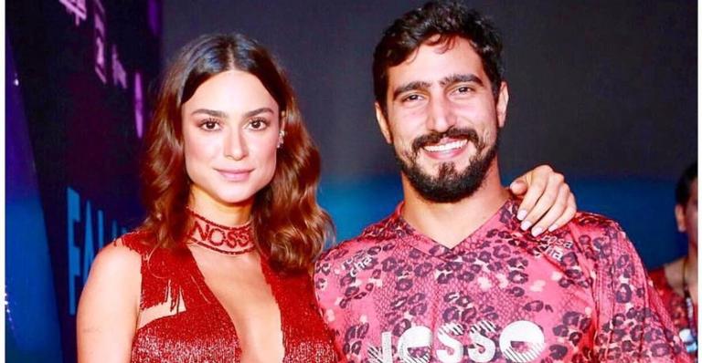 Renato Góes fala sobre machismo e revela aprendizado com namorada Thaila Ayala: ”A gente vai evoluindo junto”