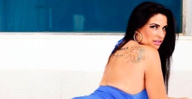 Ela não para! Solange Gomes fala sobre passado e revela vício antigo