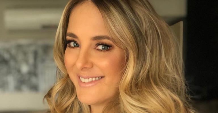 É muito amor! Ticiane Pinheiro e César Tralli posam com as filhas e encantam seguidores