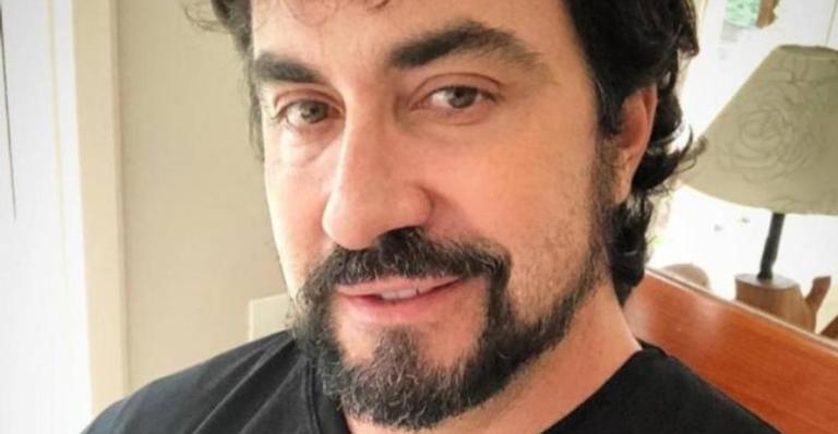Padre Fábio de Melo faz homenagem a Roberto Carlos: ”Cantou a trilha sonora do meu nascimento”