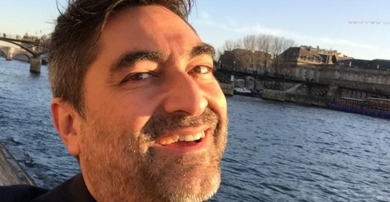 Desentendimento de Zeca Camargo com contrato gera especulações sobre sua saída da Globo