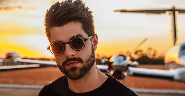 Italiano! DJ Alok viaja à Roma para tirar cidadania