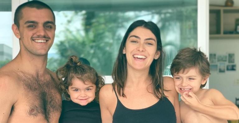 Esposa de Felipe Simas, Mariana Uhlmann, revela reação dos filhos com nova gravidez