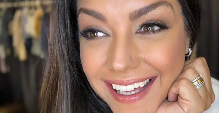 Thais Fersoza deixa web encantada com registro de dia de praia com Michel Teló e os filhos