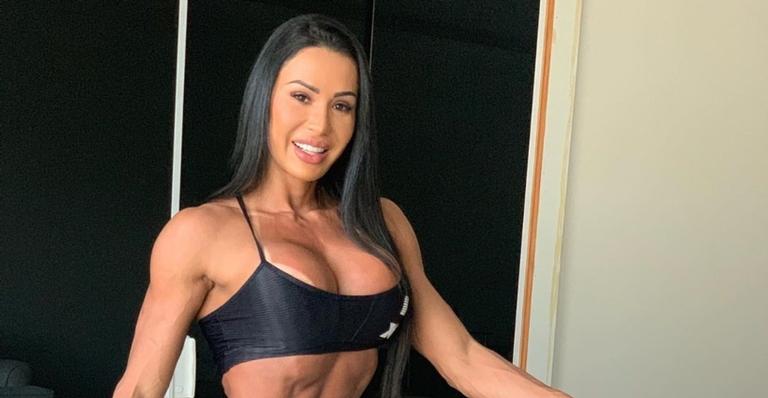 Gracyanne Barbosa impressiona com curvas perfeitas em sessão de massagem