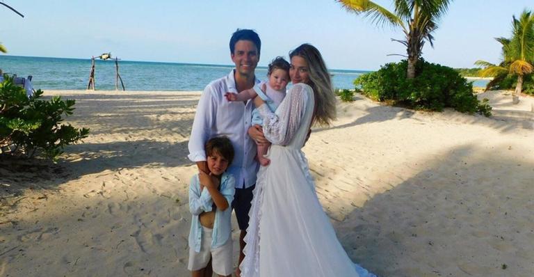 Luma Costa posta clique inédito dos filhos e releva medo: ”Cabeça de mãe é uma coisa muito doida”