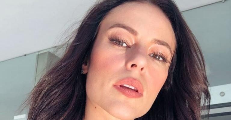 Estilista da novela revela segredo de Paolla Oliveira para usar as roupas justas de Vivi Guedes