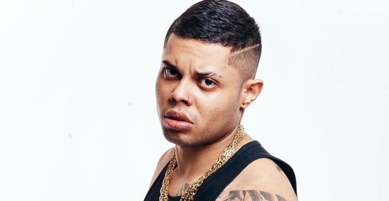 Mc Lan se pronuncia após ser acusado de expulsar modelo trans de clique