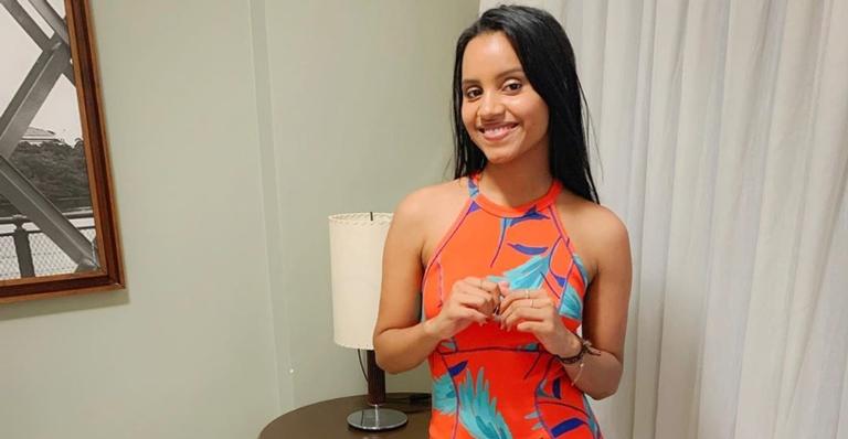 Ex-BBB Gleici Damasceno compartilha registro em águas cristalinas e relembra viagem ao Jalapão