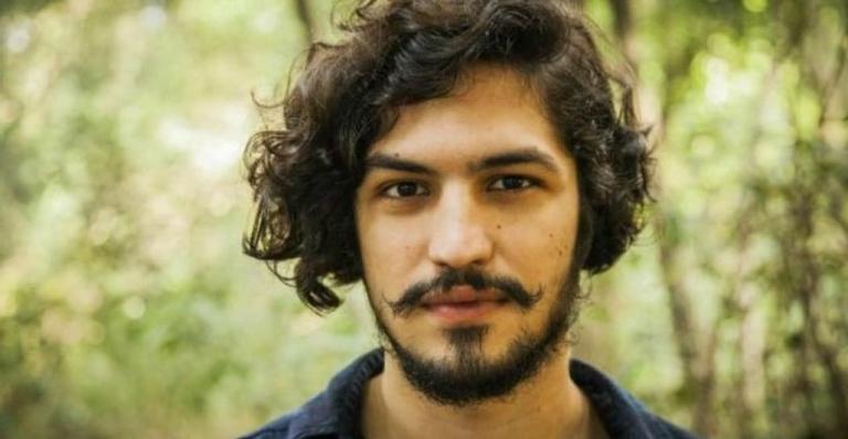 Fãs ficam chocados com aparência irreconhecível de Gabriel Leone