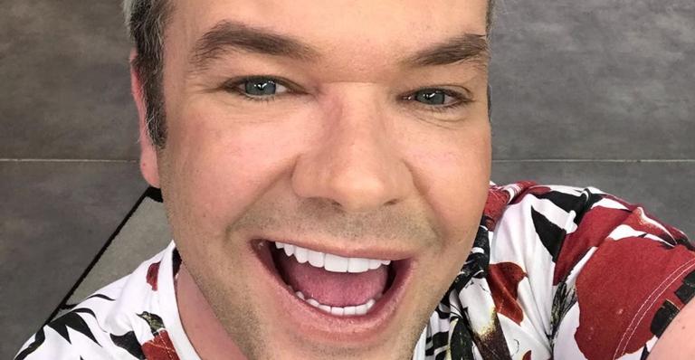 À lá Felipe Neto? Felipeh Campos surge com novo visual e internautas opinam: ”Ainda bem que tudo passa”