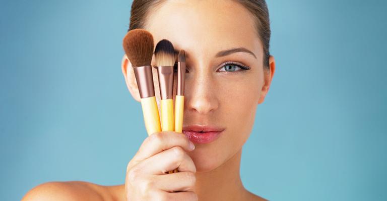 Como fazer a make perfeita com produtos acessíveis