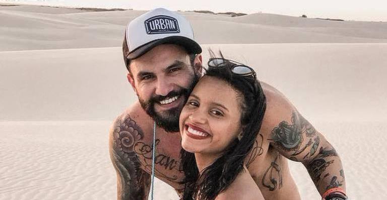 Gleici Damasceno e Wagner Santiago dão beijão quente embaixo de cachoeira