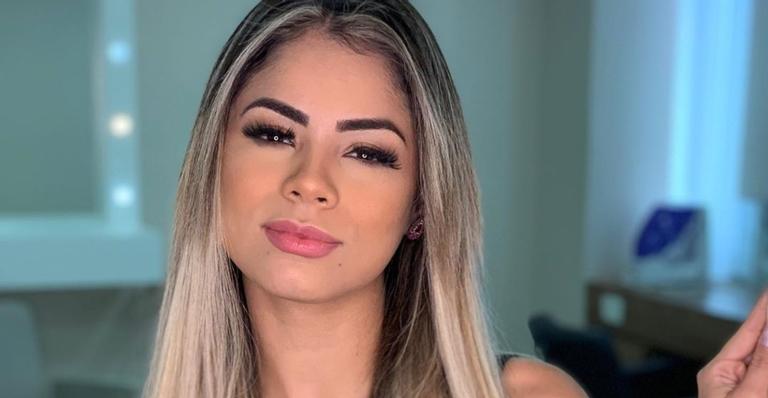 Com look ousado, Lexa anima seguidores e aconselha: ”Não esqueçam de começar a semana com a energia lá em cima”