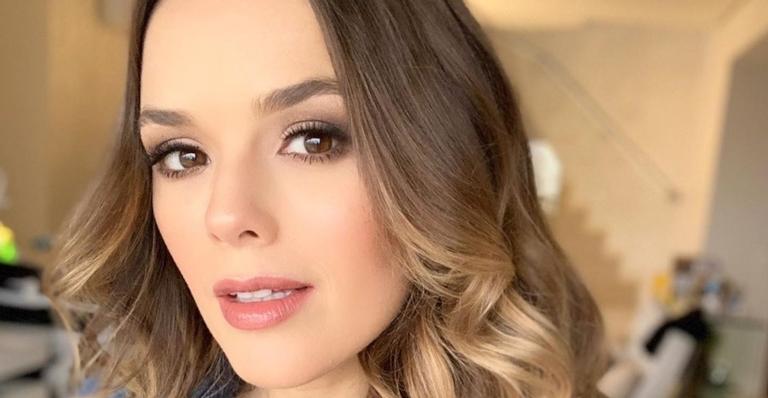 Thaeme Mariôto assuta seguidores com teste de gravidez e fala sobre próxima gestação