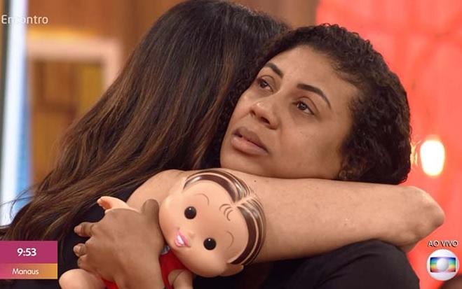 Fátima Bernardes se emociona ao receber pais de Ágatha Félix e entrevista divide opiniões; confira!