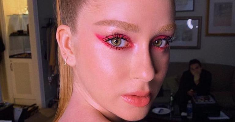 Curtindo a natureza, Marina Ruy Barbosa surge com look arrasador; confira!