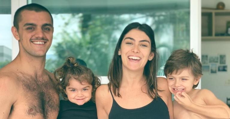 Mariana Uhlmann desabafa sobre mudanças no corpo e peso no período de gestação