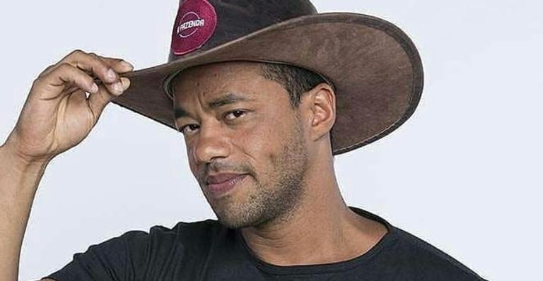 Após expulsão de ‘A Fazenda 11’, Phellipe Haagensen toma atitude nas redes sociais