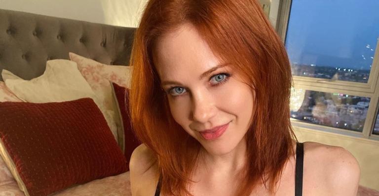 Estrela de série adolescente dos anos 90, Maitland Ward, se torna atriz pornô
