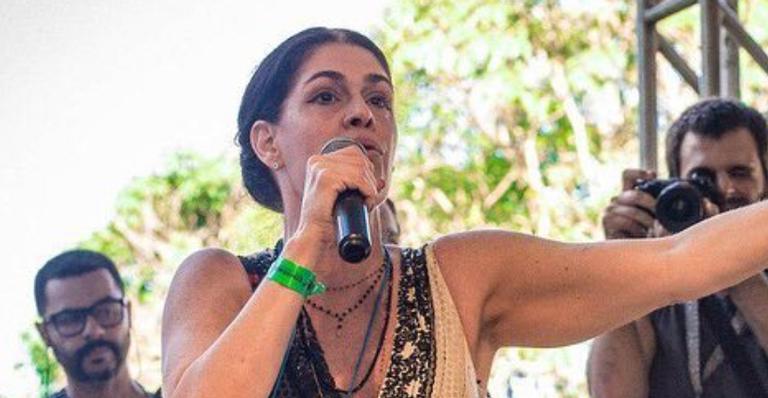 Treta! Ex de Caetano Veloso, Paula Lavigne manda indireta para Luana Piovani e é ovacionada