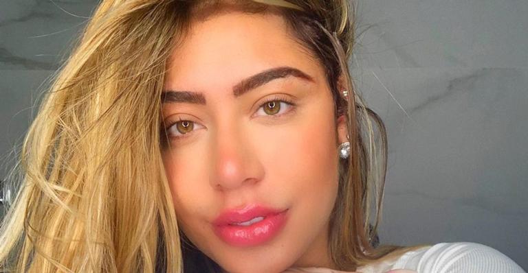 Irmã de Neymar Jr, Rafaella Santos faz mudança radical no cabelo e ganha elogio de ex do craque