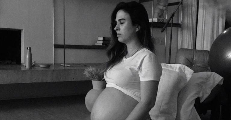 Tata Werneck apresenta dificuldades na reta final da gravidez e amigo brinca com a situação