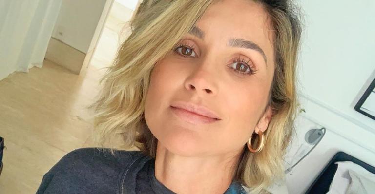 Filha gata de Flávia Alessandra exibe silhueta escultural em clique na praia