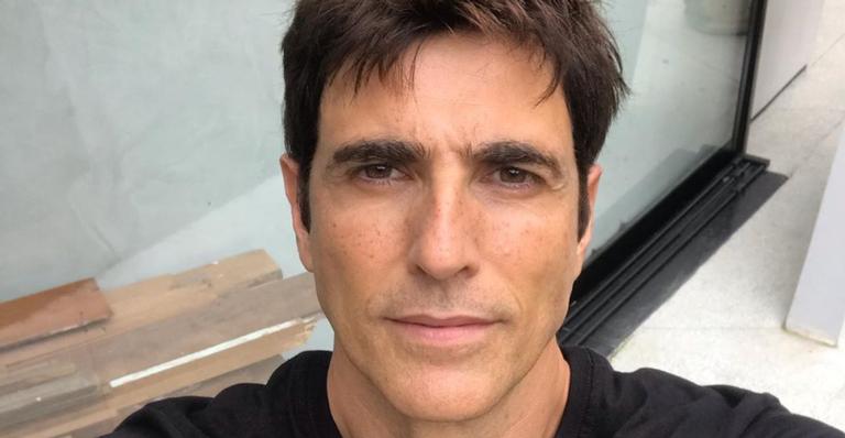 Reynaldo Gianecchini deixa fãs ainda mais ansiosos por segunda parte de Verdade Secretas