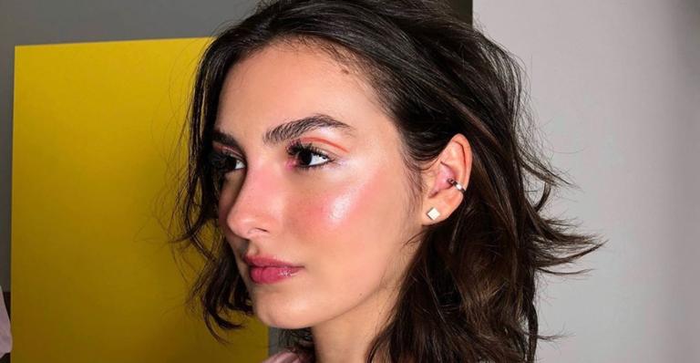 Com Bruna Marquezine, Fernanda Nobre, Nathalia Dill e Alice Wegmann, Marina Moschen comemora aniversário