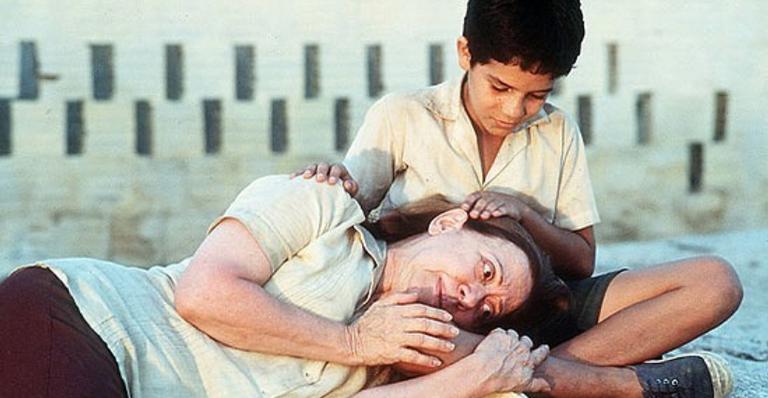 Veja como está o ator que interpreta o menino Josué em ‘Central do Brasil’ 21 anos depois