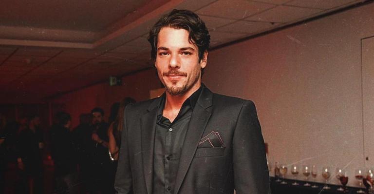 Irmão de Giovanna Ewbank,Gian Luca, compartilha clique fofíssimo de Títi e Bless