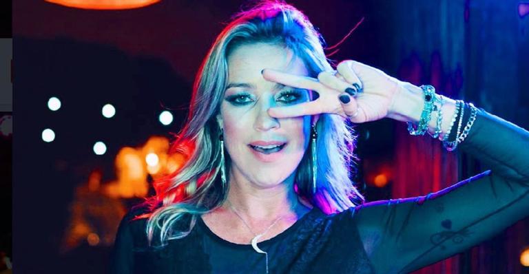 Luana Piovani leva bronca de bombeiros após seu cachorro parar linha de trem em Portugal