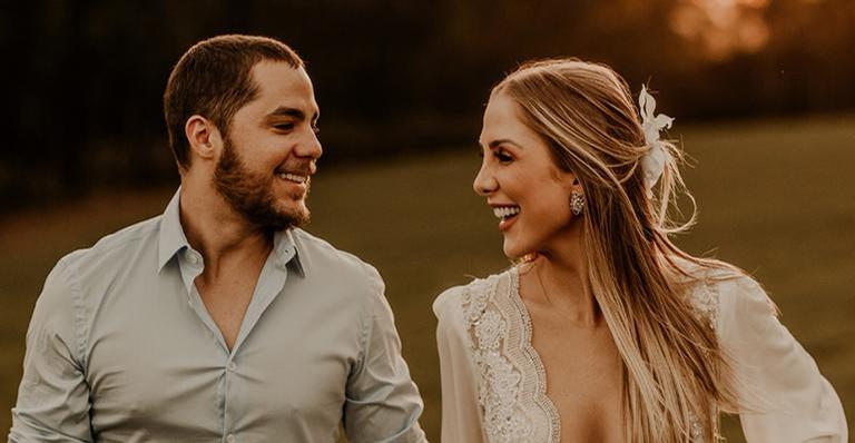 Bruna Manzon escolhe data e hora de casamento com Levi Lima por meio de método inusitado
