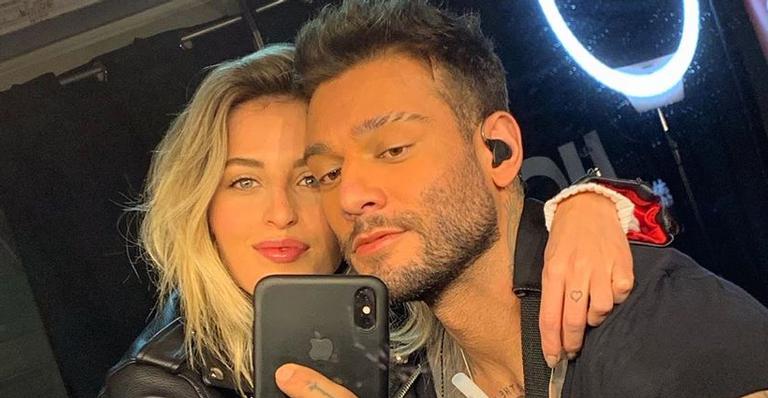 Dias após sofrer aborto espontâneo, noiva de Lucas Lucco é internada e cantor cancela show