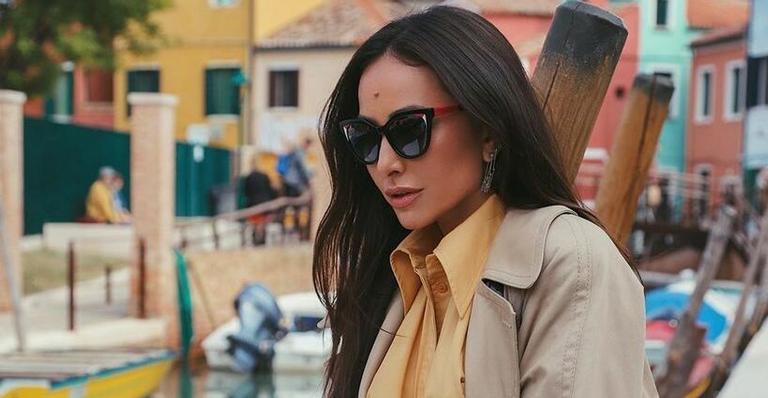 Sabrina Sato surge com maquiagem assustadora perto de Zoe e bebê tem atitude inesperada