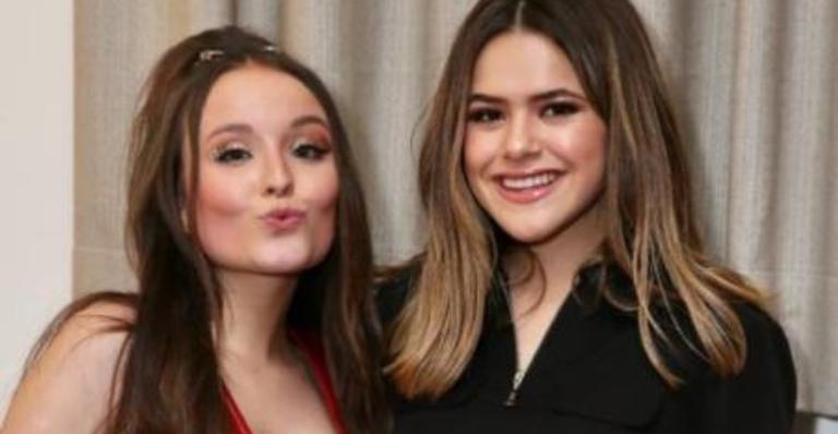 Maisa invade camarim de Larissa Manoela durante show em São Paulo