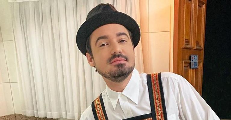 Em clique raro, Fernando, dupla com Sorocaba, comemora aniversário da filha Alice em Orlando