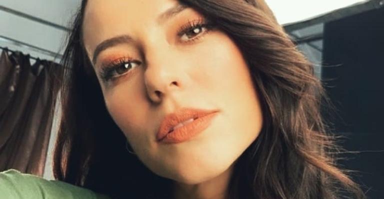 Que calor! Paolla Oliveira ostenta curvas perfeitas com modelito de malhar e arranca suspiros na web