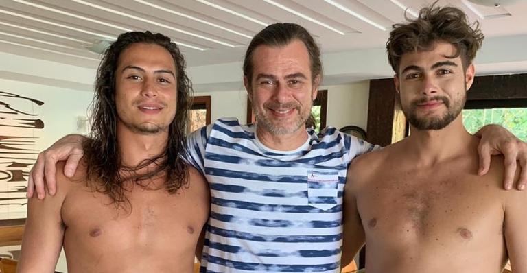 Rafael Vitti homenageia pai e compara criação com o nascimento da filha: ”Assim que quero fazer com a Clara Maria”