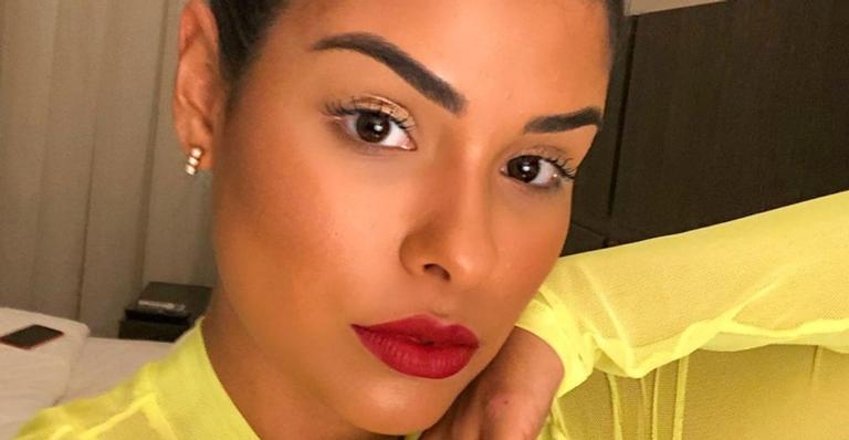 Munik Nunes surge com a barriga chapada após lipoaspiração e leva web à loucura