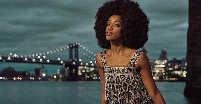 Iza surge com lingerie arrebatadora e web ovaciona: ”Não cansa de ser perfeita”