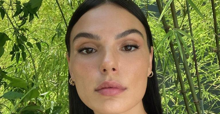 Musa consciente! Isis Valverde faz textão em prol à natureza: ”A mudança está nas nossas mãos”