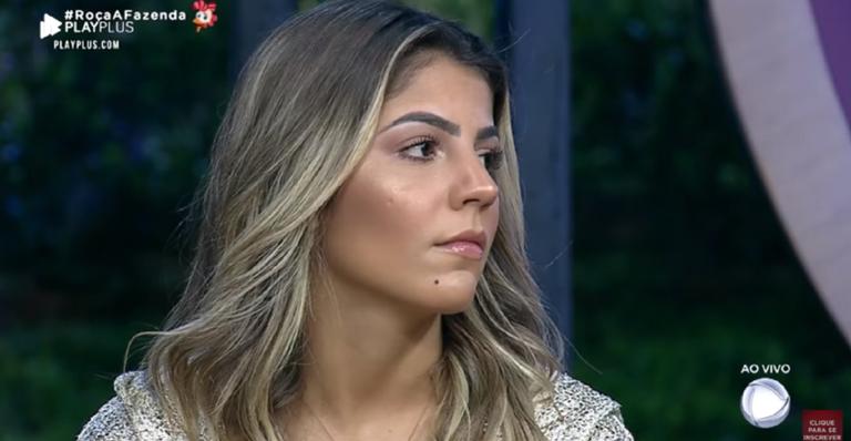 ‘A Fazenda’: Internautas se preocupam com psicológico de Hariany Almeida no reality: ”Vai passar”
