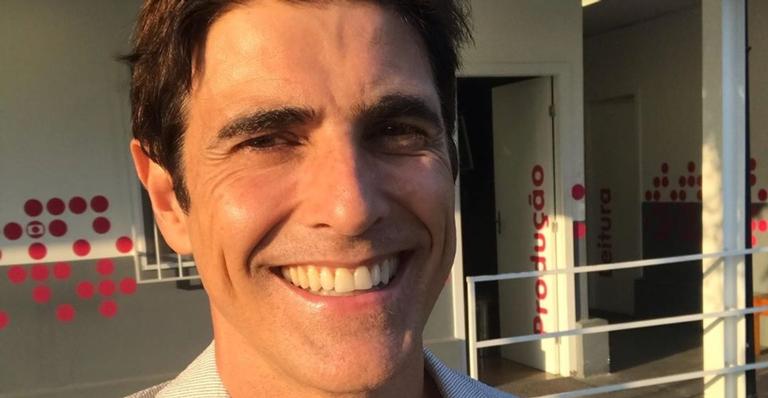 Na reta final de ‘A Dona do Pedaço’, Reynaldo Gianecchini posa com Ana Furtado e fãs especulam final dos personagens