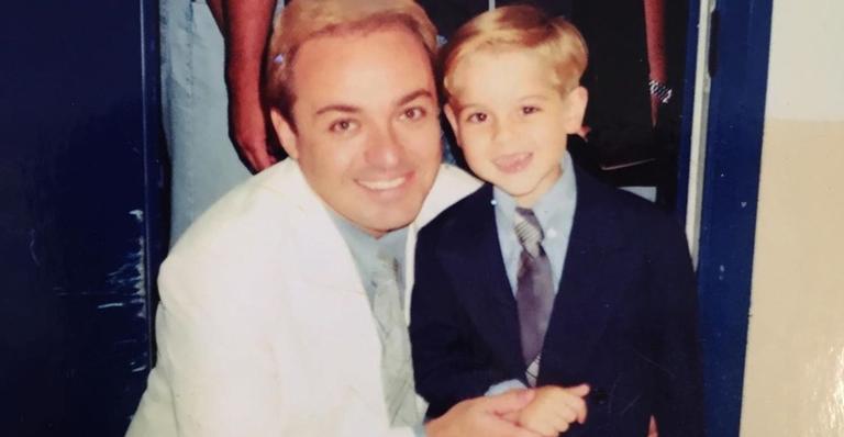 Dani Boy, o ‘mini Gugu’, comparece ao velório do apresentador e declara: ”Agradeço a história que a gente escreveu junto”