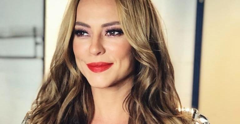 Gente como a gente! Paolla Oliveira rebate críticas sobre celulite: ”Nada mais me abala”