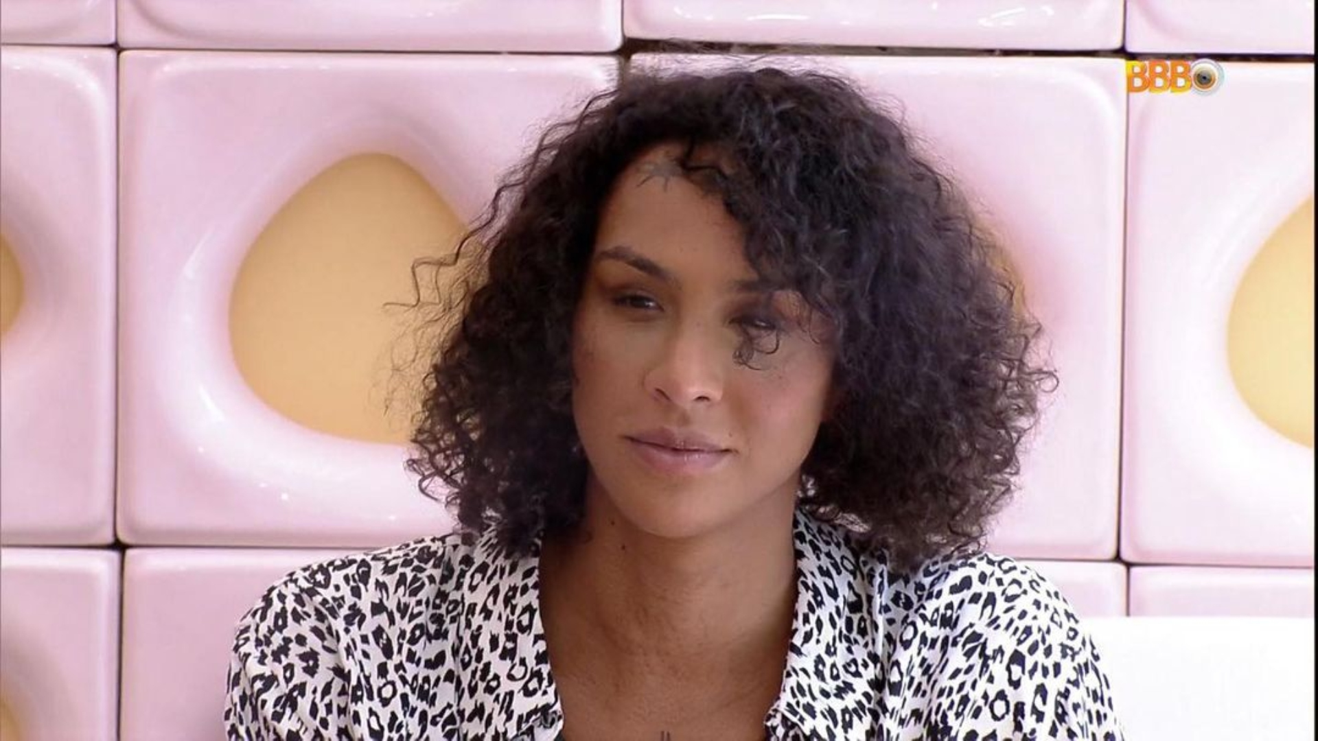 BBB22: Linn da Quebrada critica Tadeu Schmidt: “Fala demais”