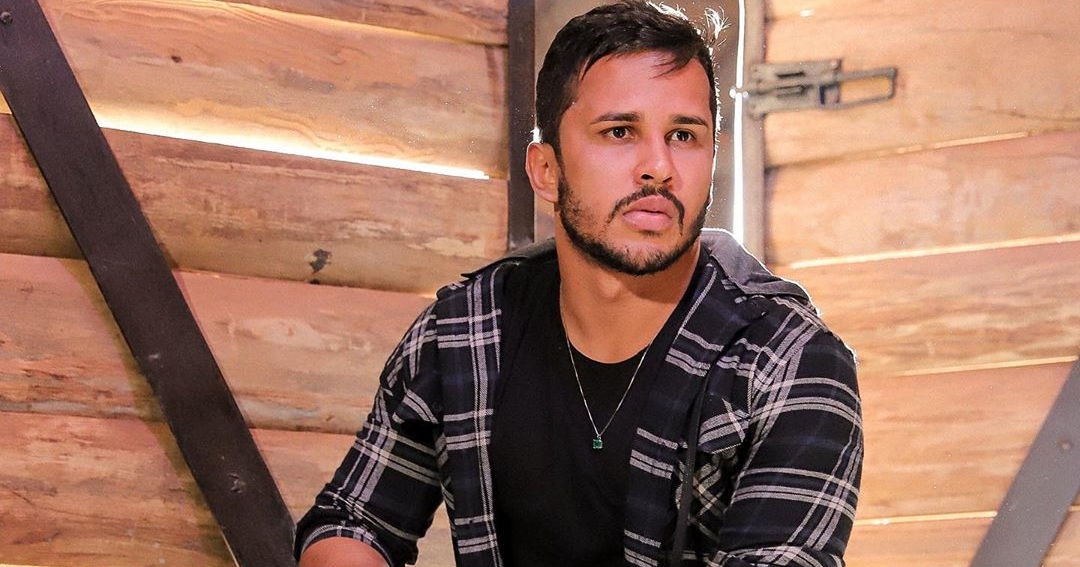 Após desistir de entrar para ‘A Fazenda’, Lucas Guimarães é cotado para participar do BBB21, diz jornalista