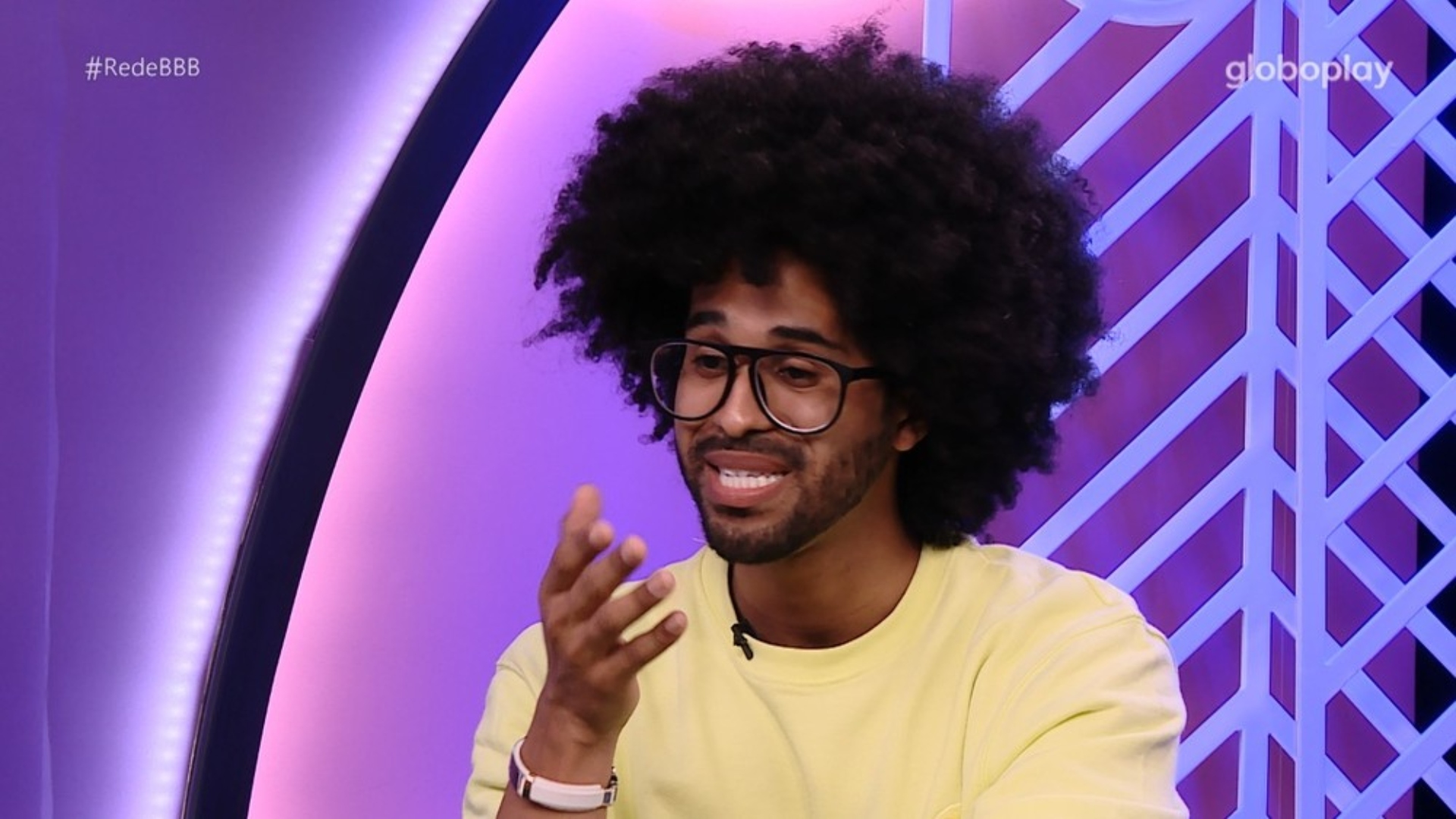 Luciano abre o jogo sobre sua bissexualidade no ‘Bate-Papo BBB’